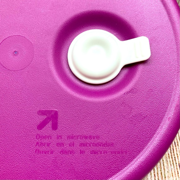 Tupperware # 6437A-4 Vent & Serve Round Seal REPLACEMENT Purple & White - Picture 3 of 8